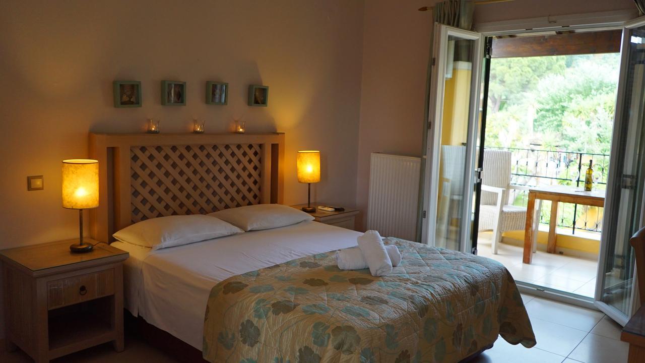 Spiti Nikos Lejlighedshotel Danilia Eksteriør billede