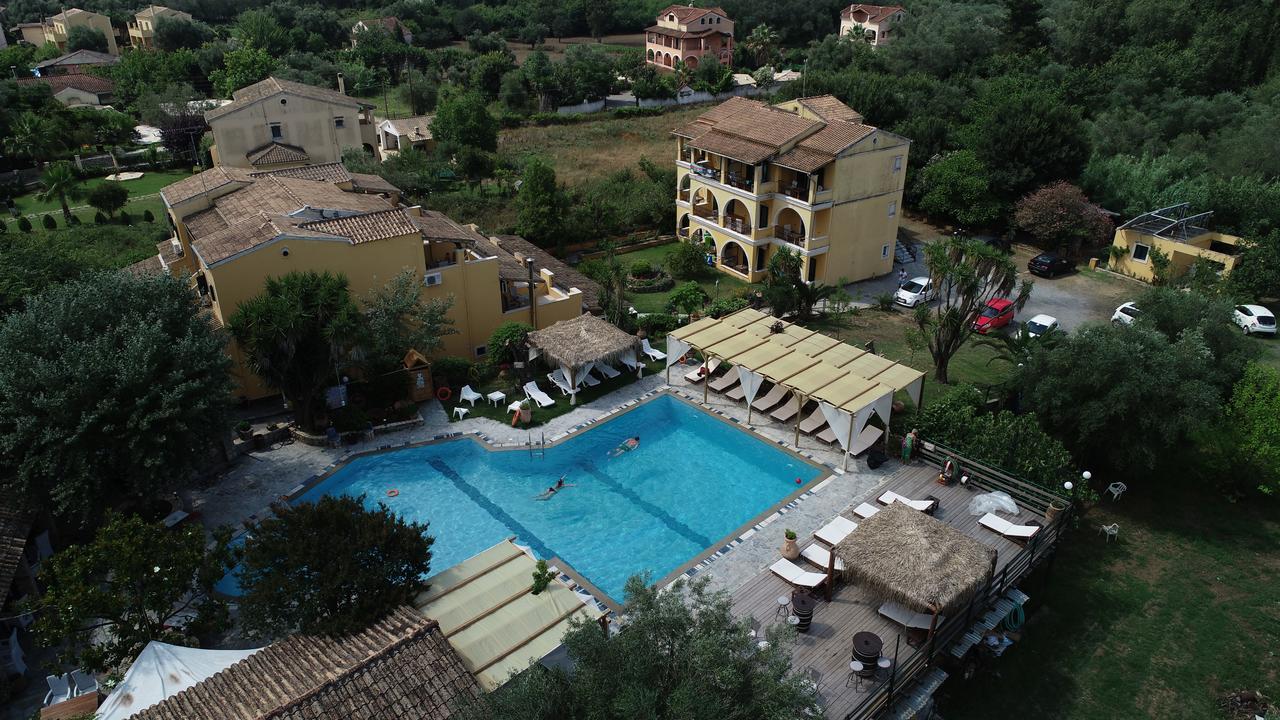 Spiti Nikos Lejlighedshotel Danilia Eksteriør billede