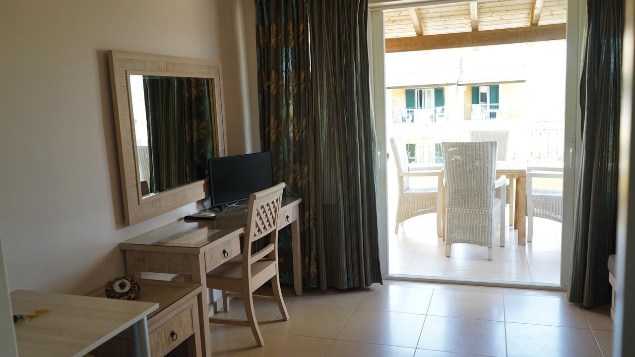 Spiti Nikos Lejlighedshotel Danilia Eksteriør billede