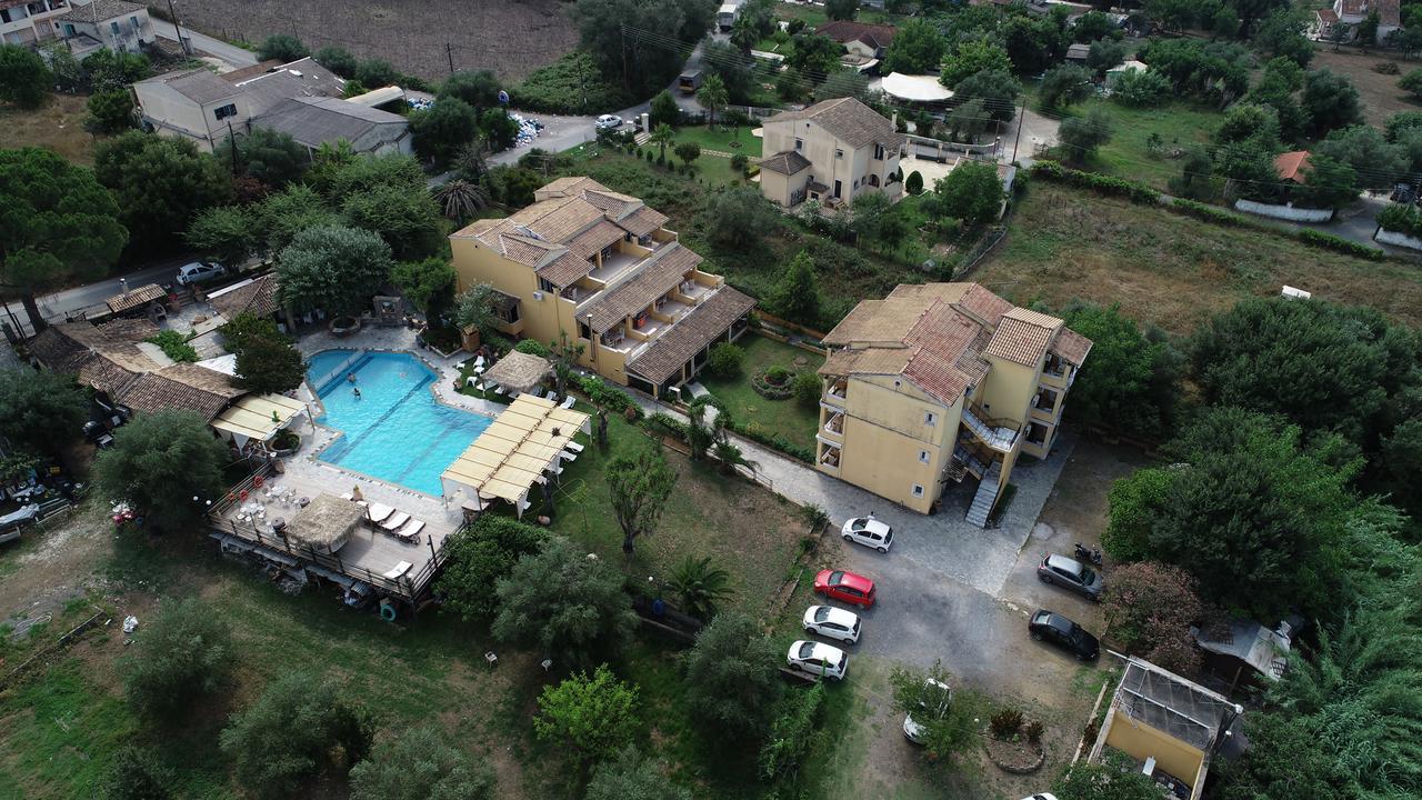 Spiti Nikos Lejlighedshotel Danilia Eksteriør billede