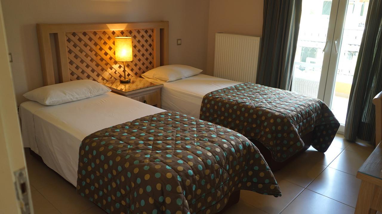 Spiti Nikos Lejlighedshotel Danilia Eksteriør billede