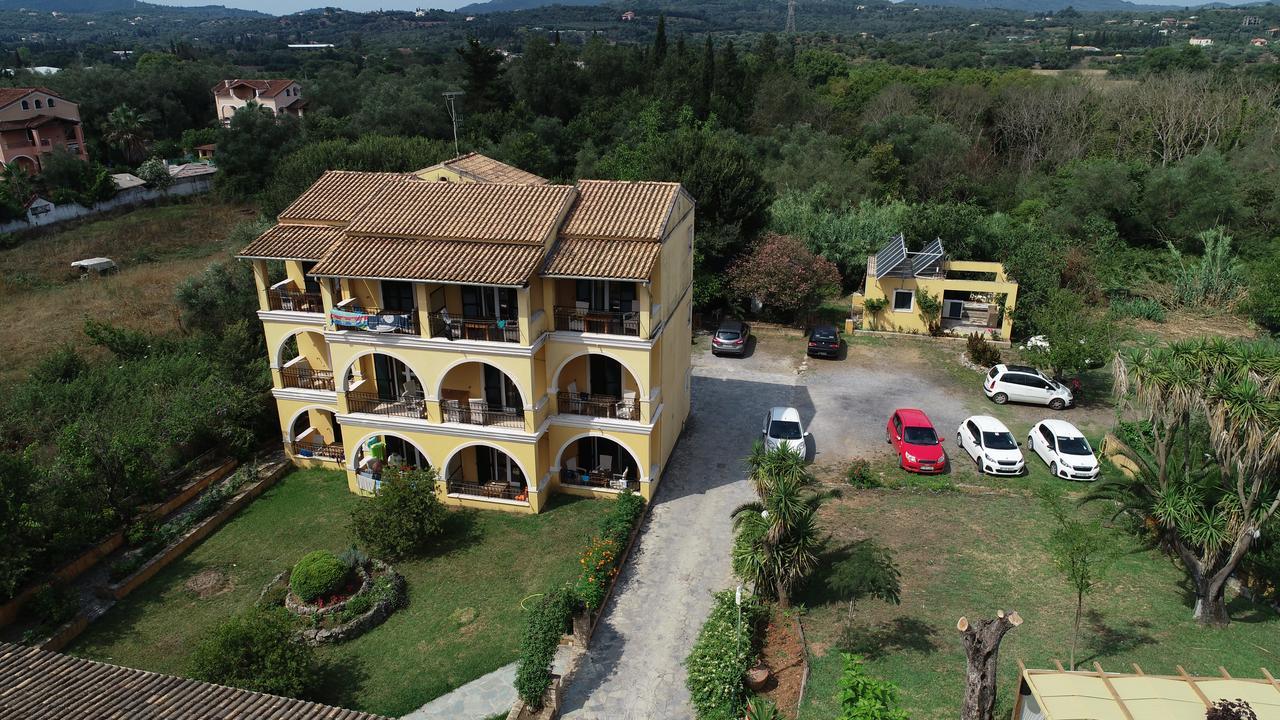 Spiti Nikos Lejlighedshotel Danilia Eksteriør billede